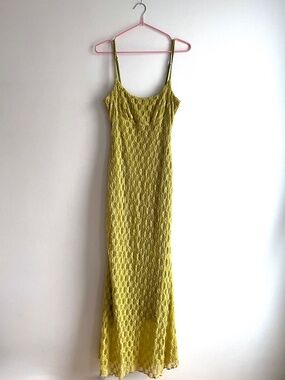 Lacy mermaid maxi dress in vivid chartreuse - Size L
